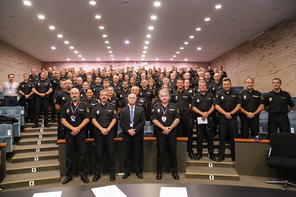 Fotografia dels integrants de la reunió